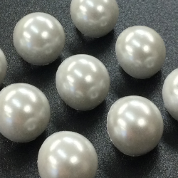 Silver Pearl Buttons (11mm/18L)