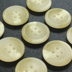 Cream Easy Match Four-Hole Buttons (15mm/24L)