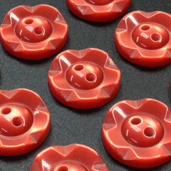 Flower Fruit Gum Buttons Red (16mm/26L)