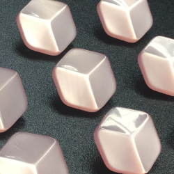 Hexagonal Buttons Pink (15mm/24L)