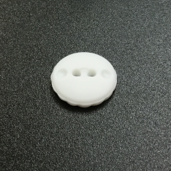 Maze Swirl Buttons White (15mm/24L)