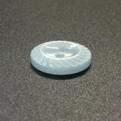 Small Mill Buttons Baby Blue (14mm/22L)