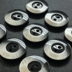 Black Plate Shimmer Buttons (18mm/28L)