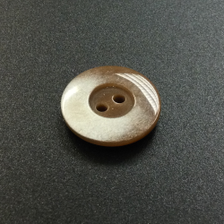 Brown Plate Shimmer Buttons (18mm/28L)