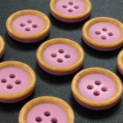 Lilac Painted Wooden Buttons (15mm/24L)