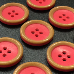 Painted Wooden Buttons Red (20mm/32L)