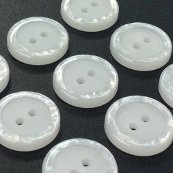 White Easy Match Ring-Edged Buttons (16mm/26L)