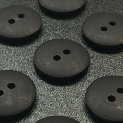 Smarties Buttons Black (18mm/28L)