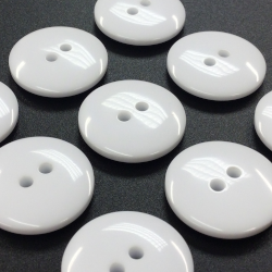 White Smarties Buttons (20mm/32L)