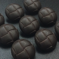 Brown Football Buttons (20mm/32L)