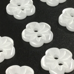 Small Flower Buttons White (12mm/20L)