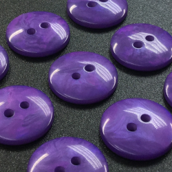 Mother of Pearl Buttons Purple (18mm/28L)